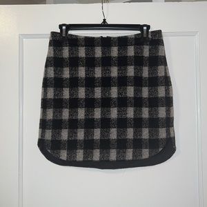Madewell black and white checkered skirt. Size 0